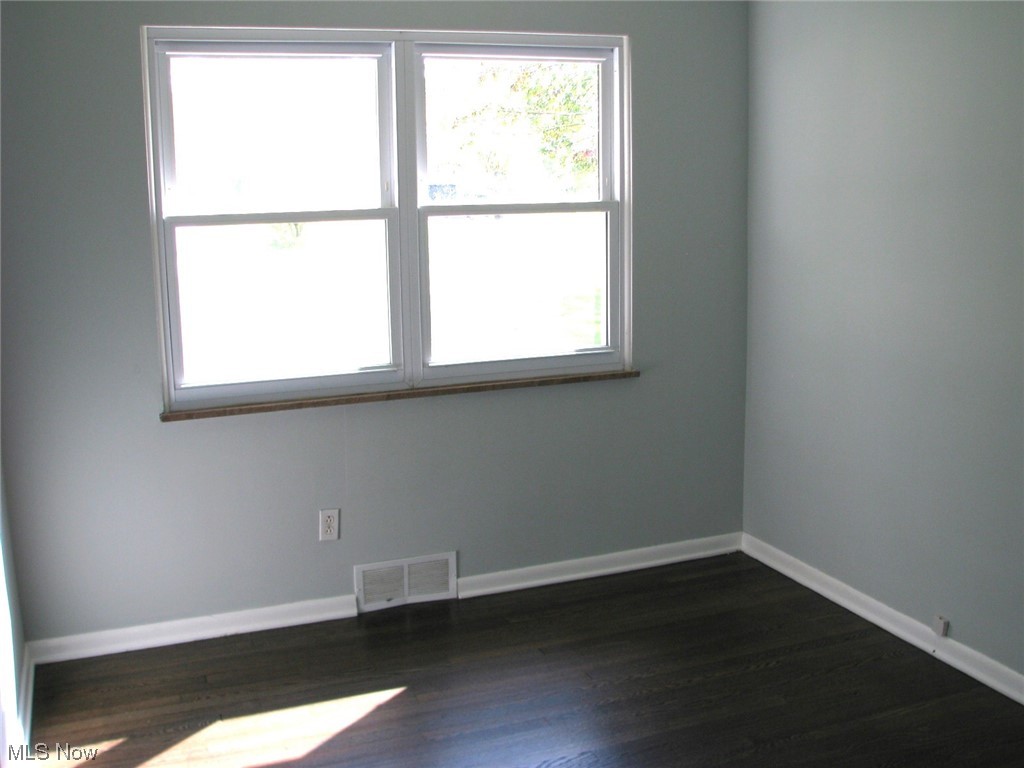 33051 Arthur Road Solon, OH 44139 - Photo 19 of 27