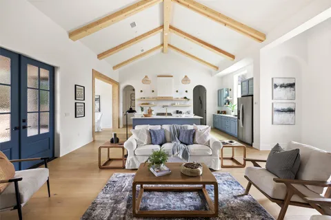 $799,000 | 60 War Bonnet, Wimberley, TX 78676