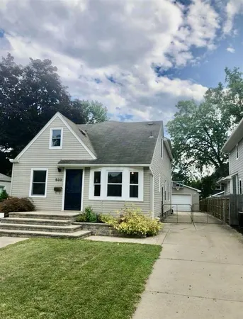 $3,600 | 533 Walnut Avenue, Royal Oak, MI 48073