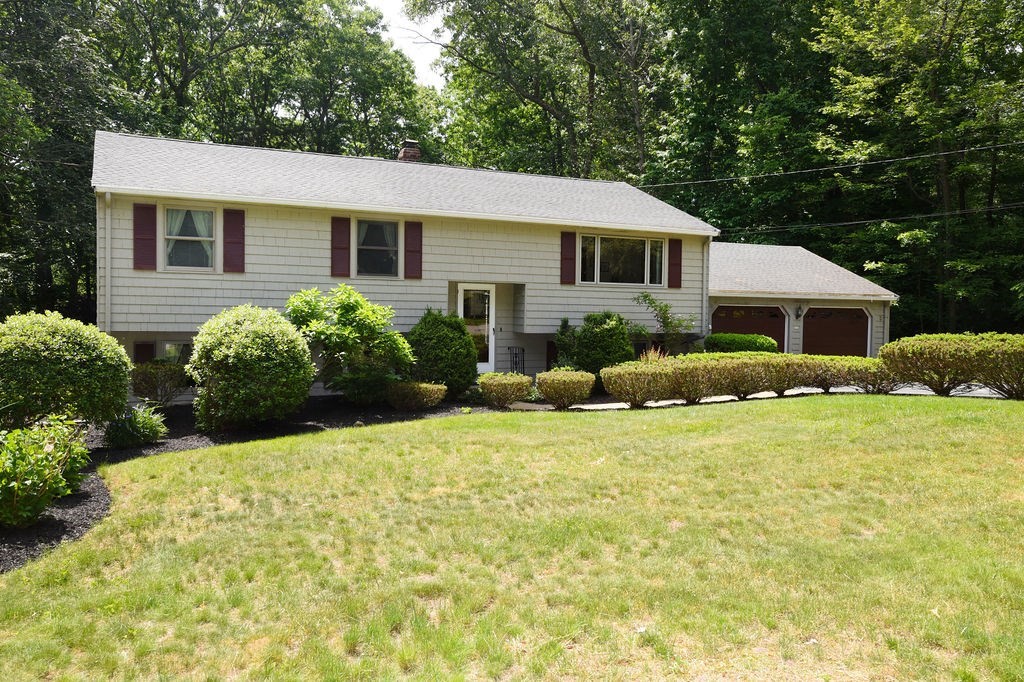 212 Spruce Way Hanover, MA 02339 - Photo 32 of 42