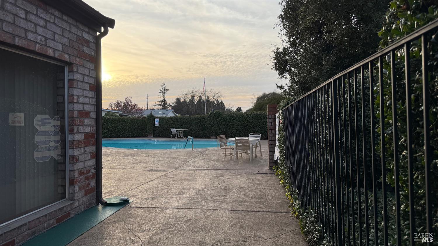 145 Stratford Way Santa Rosa, CA 95401 - Photo 44 of 48 a view of terrace with yard