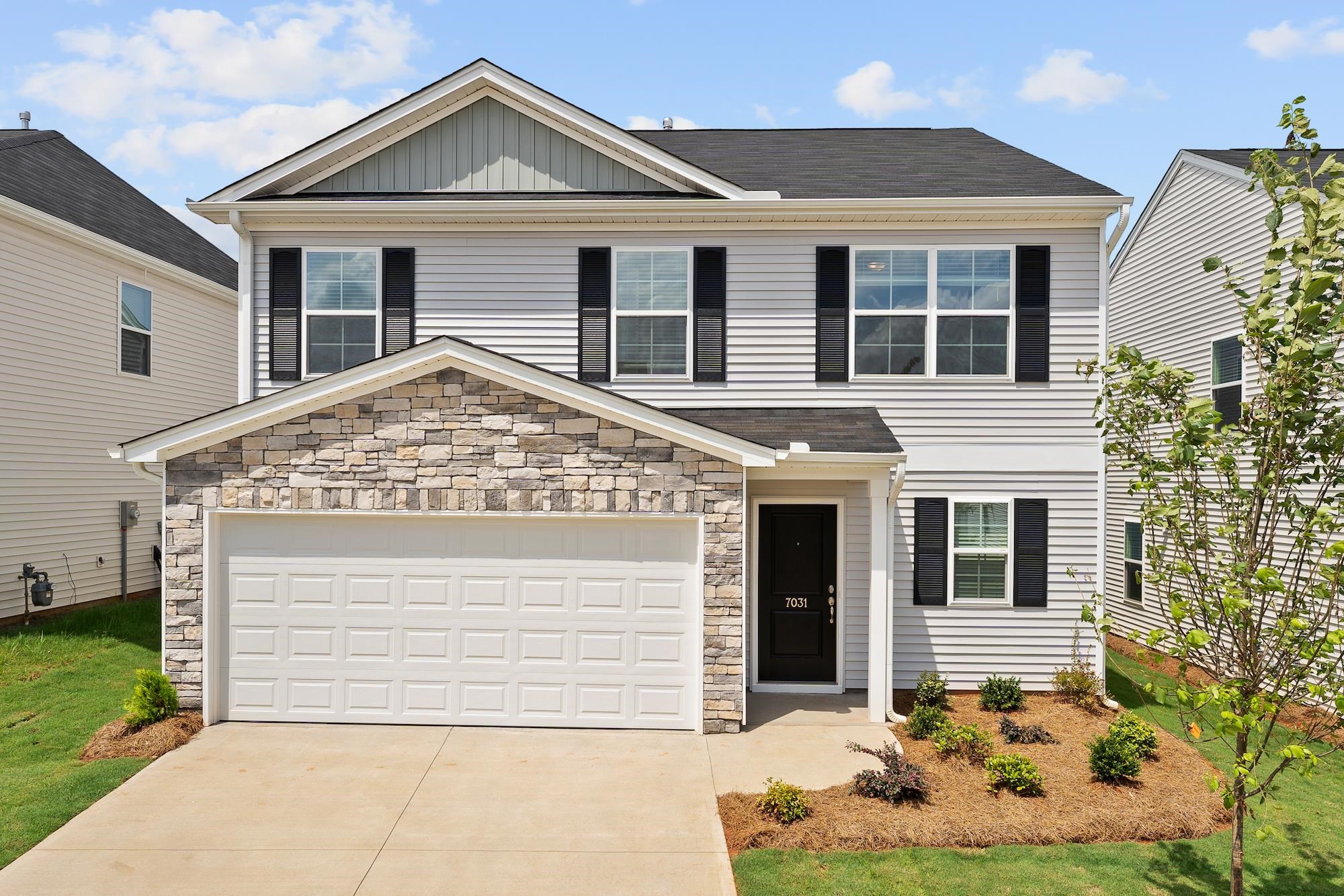 7031 Wingate Drive Inman, SC 29349 - Photo 2 of 33