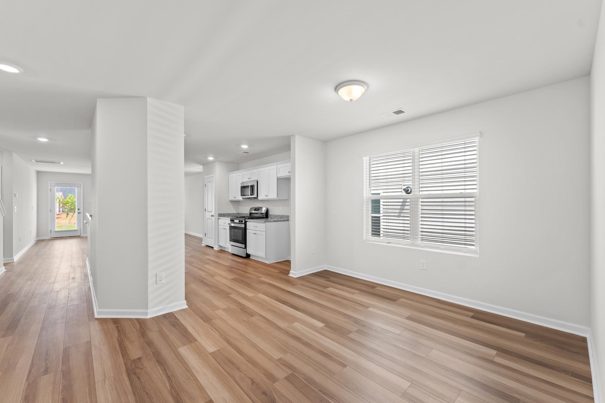 7031 Wingate Drive Inman, SC 29349 - Photo 4 of 33