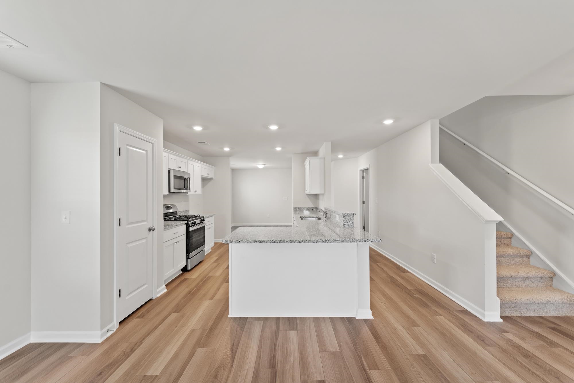 7031 Wingate Drive Inman, SC 29349 - Photo 8 of 33