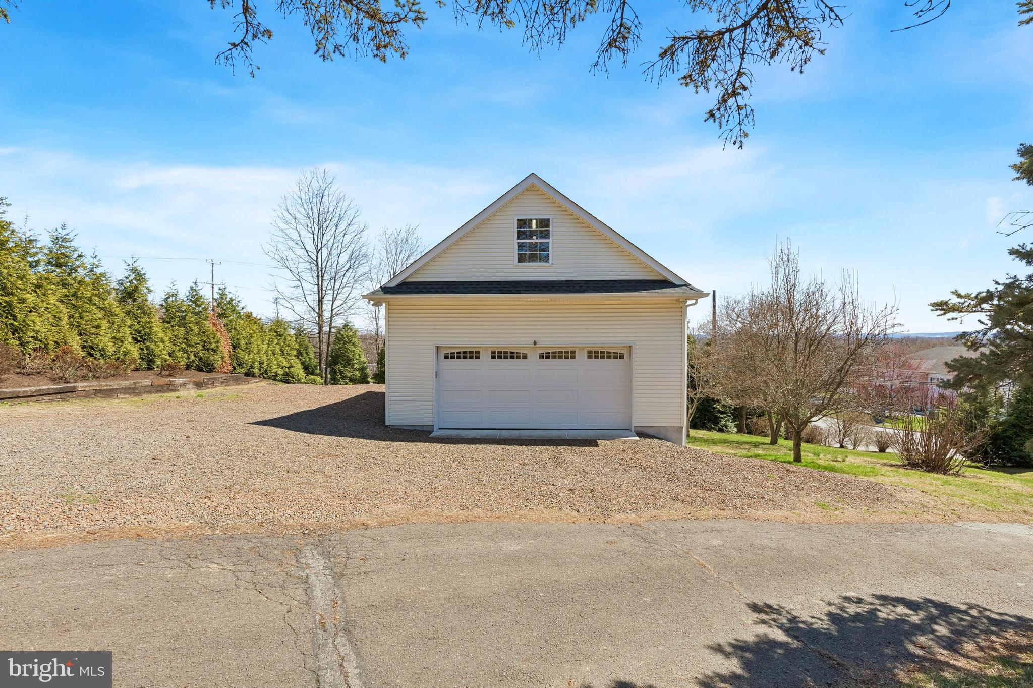 835 North Trooper Road Eagleville, PA 19403 - Photo 7 of 57 2 car detached garage