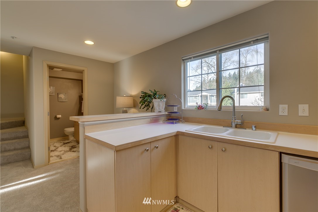 10837 East Riverside Drive, Unit 1B Bothell, WA 98011 - Photo 8 of 20