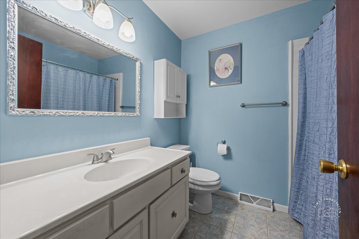 27W285 Bauer Road Naperville, IL 60563 - Photo 16 of 34