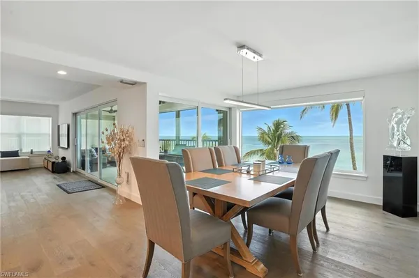 $30,000 | 9517 Gulf Shore Drive, Unit 401, Naples, FL 34108