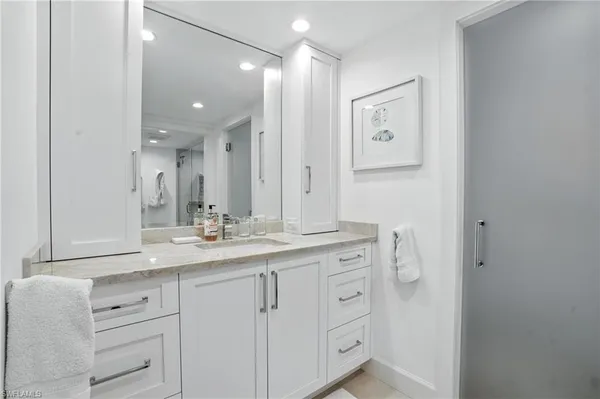 $30,000 | 9517 Gulf Shore Drive, Unit 401, Naples, FL 34108