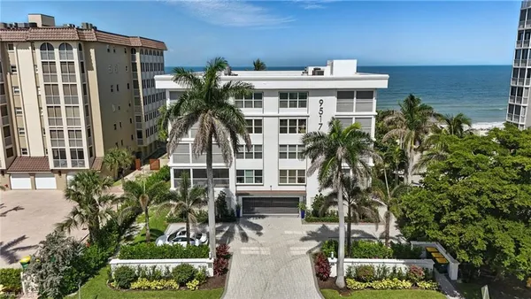 $30,000 | 9517 Gulf Shore Drive, Unit 401, Naples, FL 34108