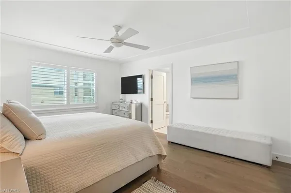 $30,000 | 9517 Gulf Shore Drive, Unit 401, Naples, FL 34108