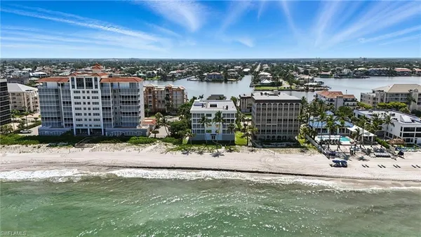 $30,000 | 9517 Gulf Shore Drive, Unit 401, Naples, FL 34108