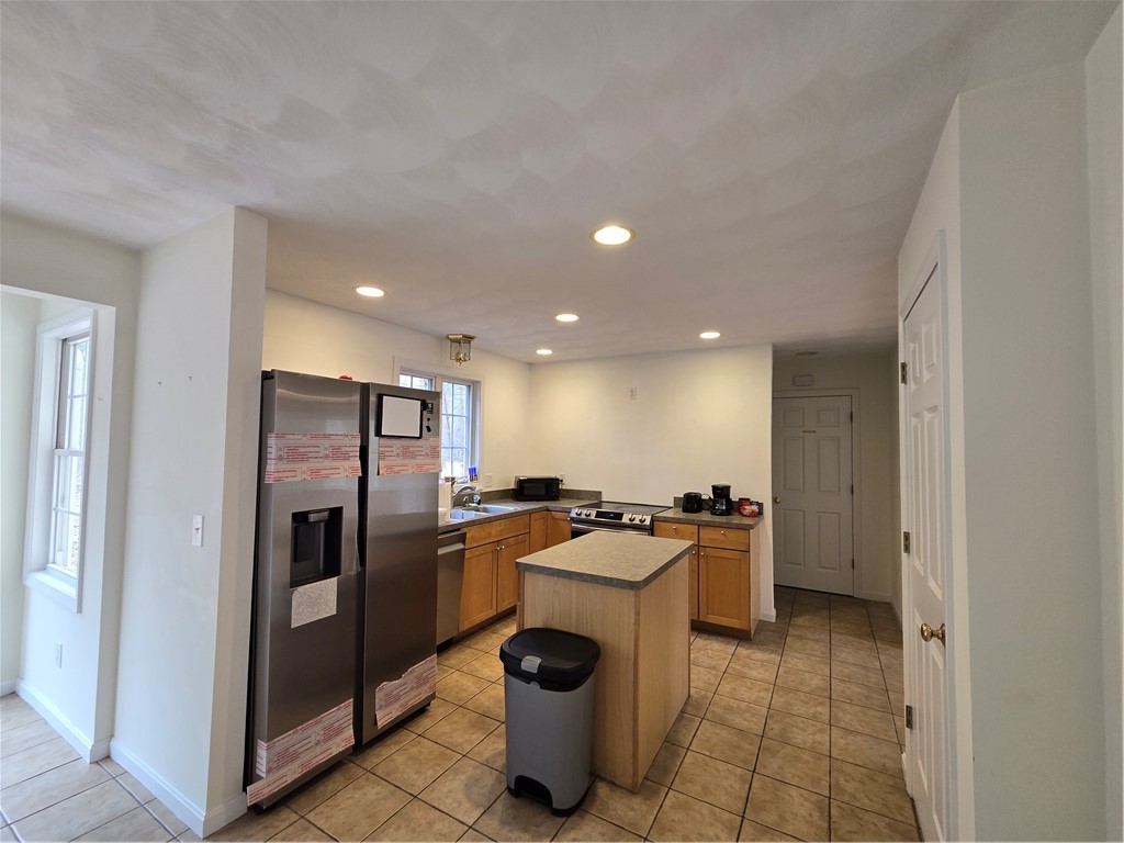 122 Money Hill Road Glocester, RI 02814 - Photo 7 of 37 Gallery Image 7