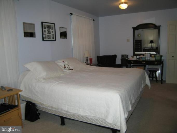 7854 Shellye Road Glen Burnie, MD 21060 - Photo 11 of 22 Large Master Bedroom