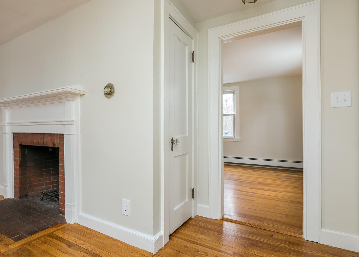 29 Frances Street Portland, ME 04102 - Photo 9 of 59 29 Frances St Portland ME-large-009-004-
