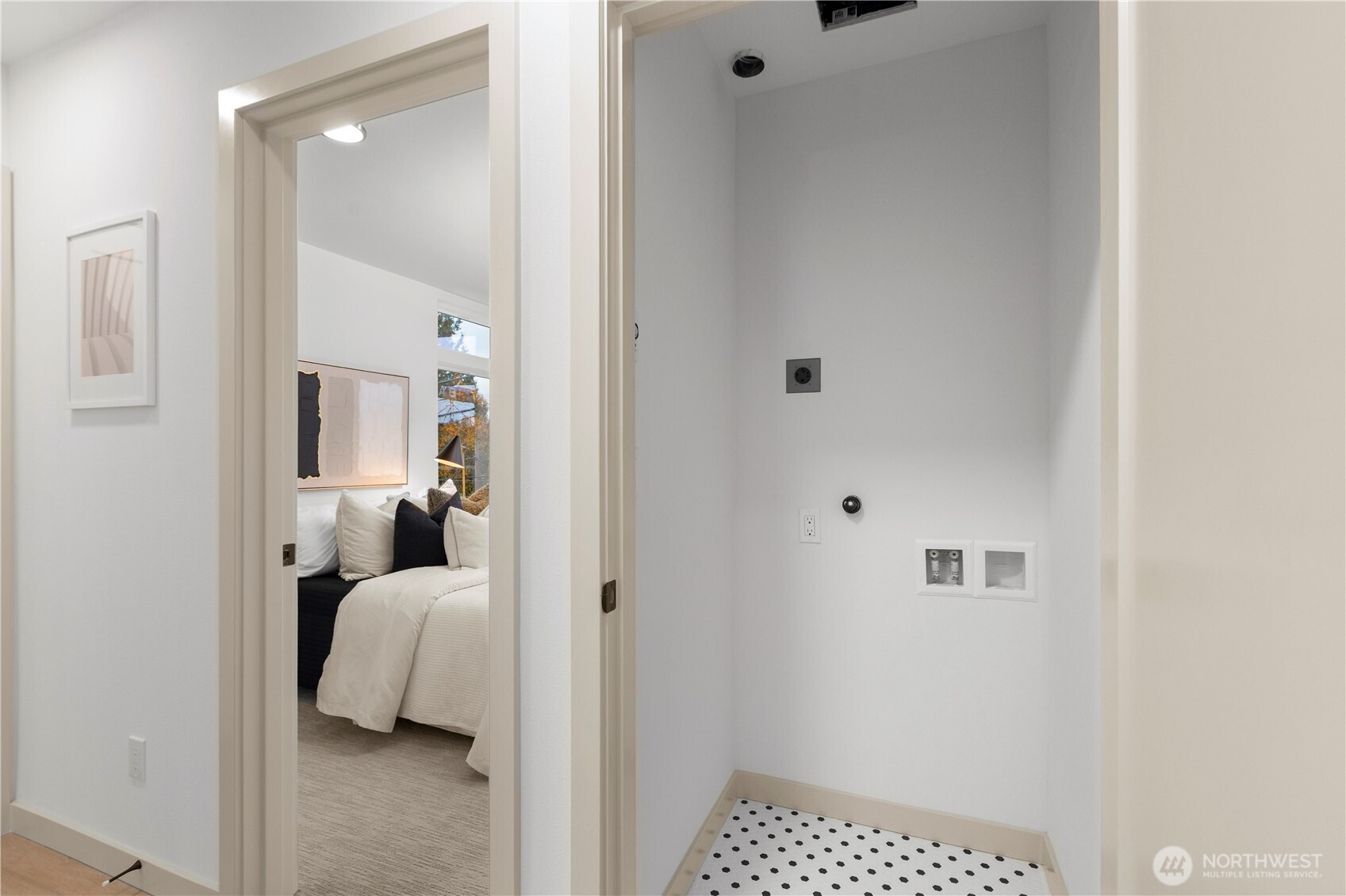 724 North 36th Street Seattle, WA 98103 - Photo 21 of 34