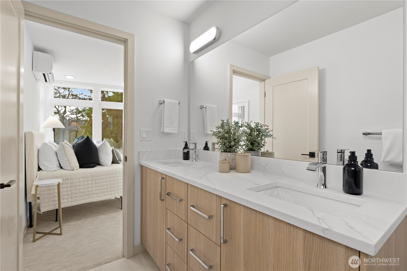 724 North 36th Street Seattle, WA 98103 - Photo 22 of 34