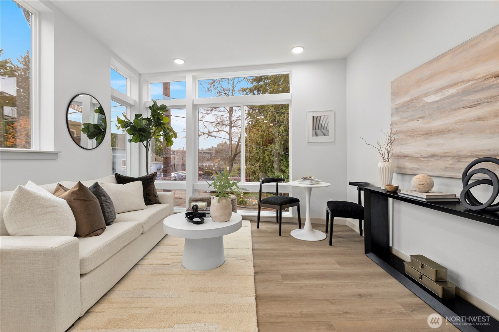 724 North 36th Street Seattle, WA 98103 - Photo 6 of 34