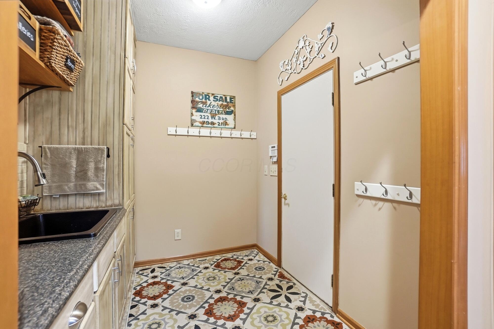 3102 Clark-Shaw Road Powell, OH 43065 - Photo 48 of 104 Mudroom