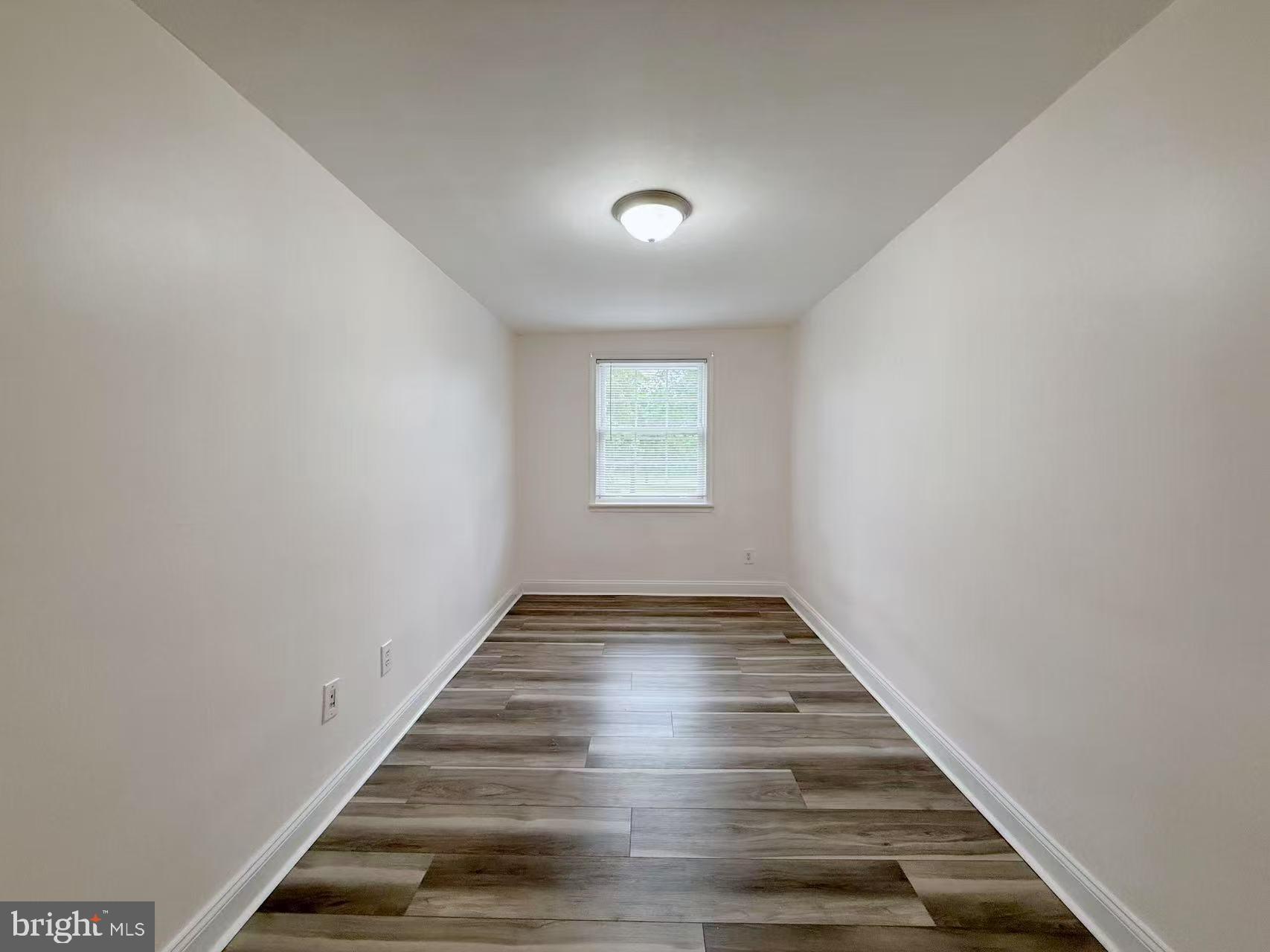 9235 Outlook Avenue Philadelphia, PA 19114 - Photo 12 of 18