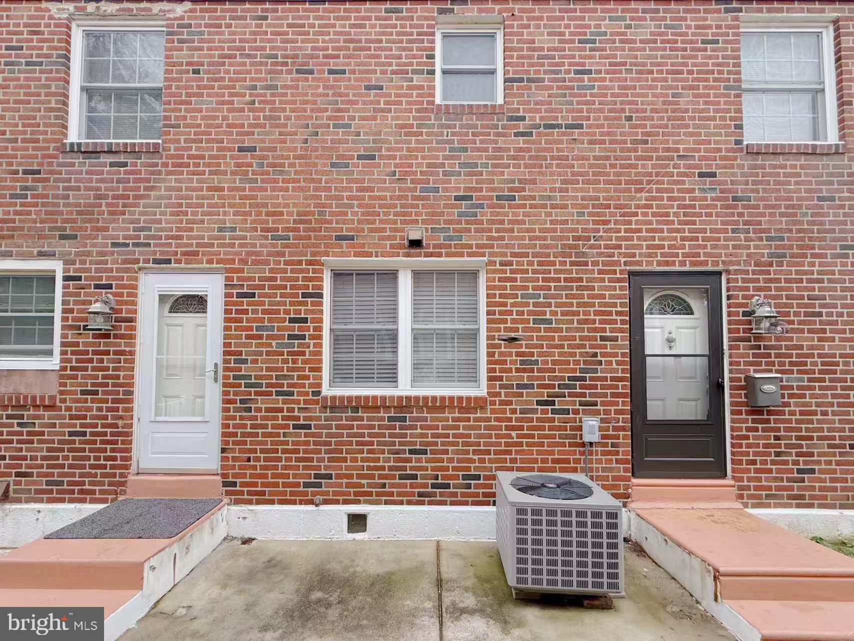9235 Outlook Avenue Philadelphia, PA 19114 - Photo 2 of 18