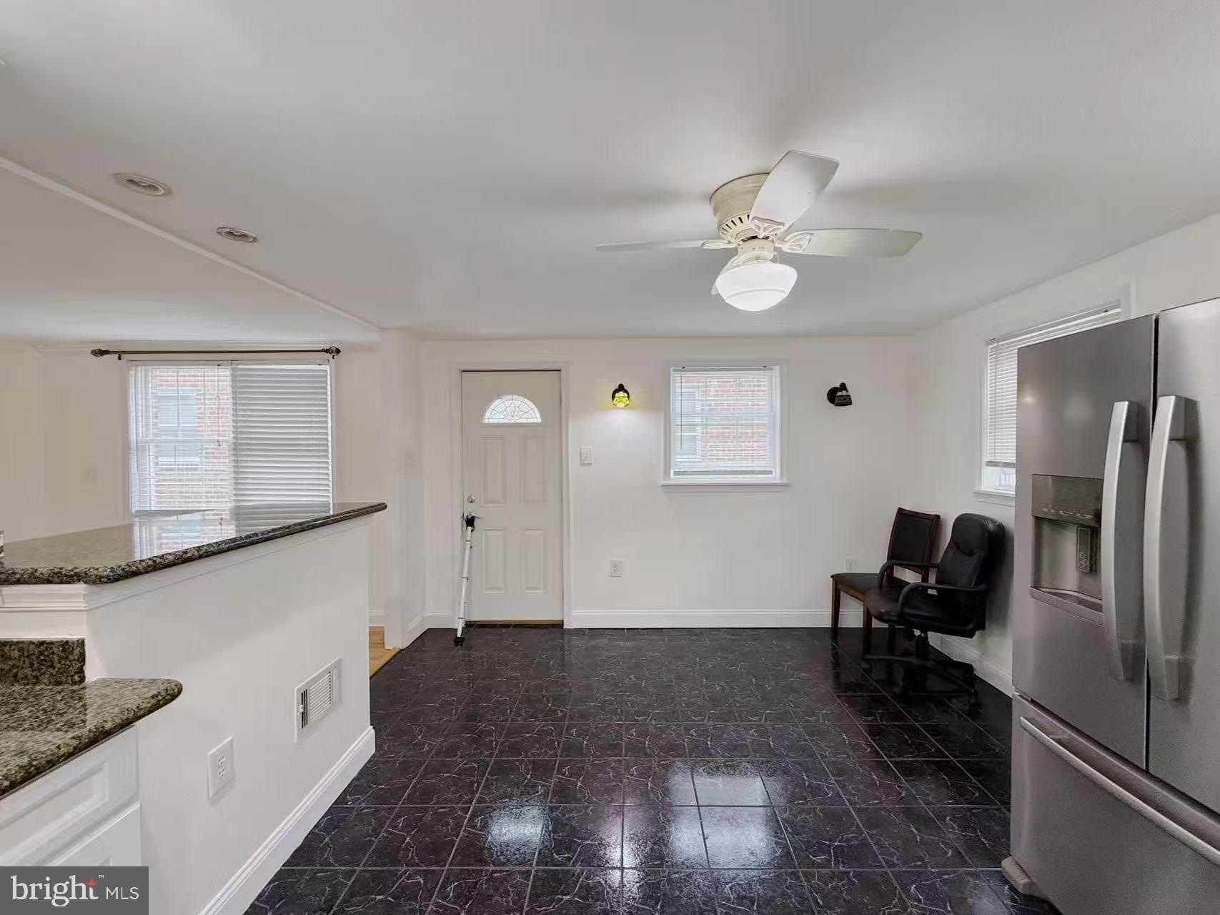 9235 Outlook Avenue Philadelphia, PA 19114 - Photo 10 of 18