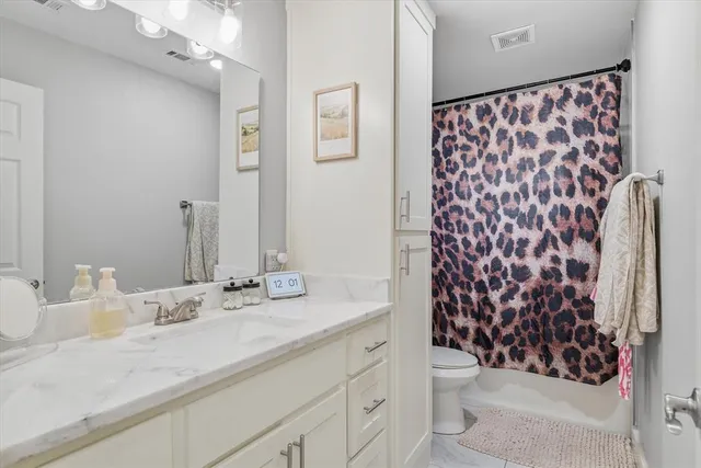 $375,000 | 2422 Old Omen Road, Tyler, TX 75701