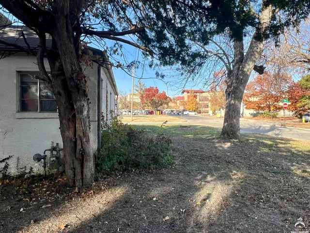 $450,000 | 1801 Missouri Street, Lawrence, KS 66044