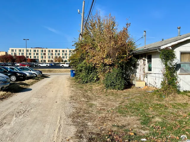 $450,000 | 1801 Missouri Street, Lawrence, KS 66044