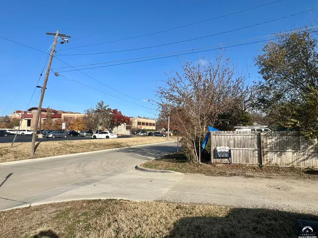 $450,000 | 1801 Missouri Street, Lawrence, KS 66044