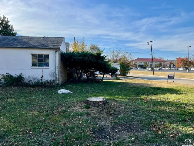 $450,000 | 1801 Missouri Street, Lawrence, KS 66044
