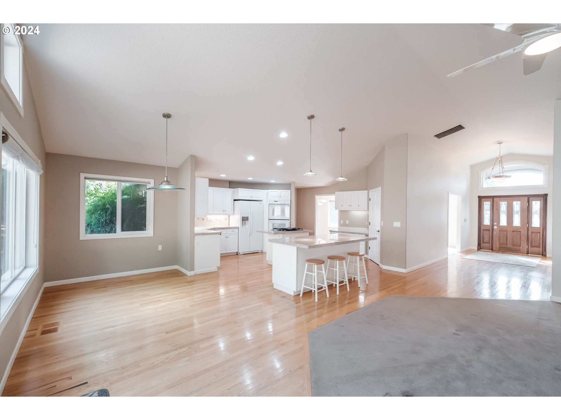 15865 Southwest Bull Mountain Road Tigard, OR 97224 - Photo 15 of 48 Gallery Image 15