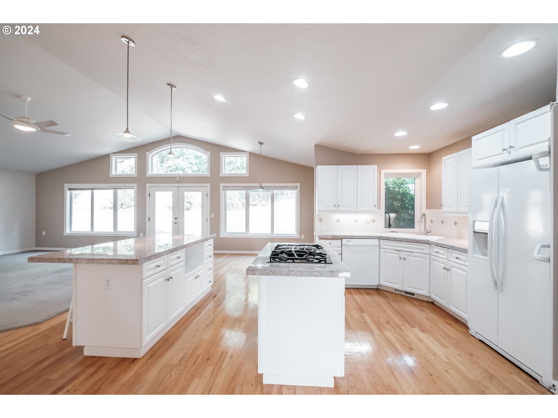 15865 Southwest Bull Mountain Road Tigard, OR 97224 - Photo 19 of 48 Gallery Image 19