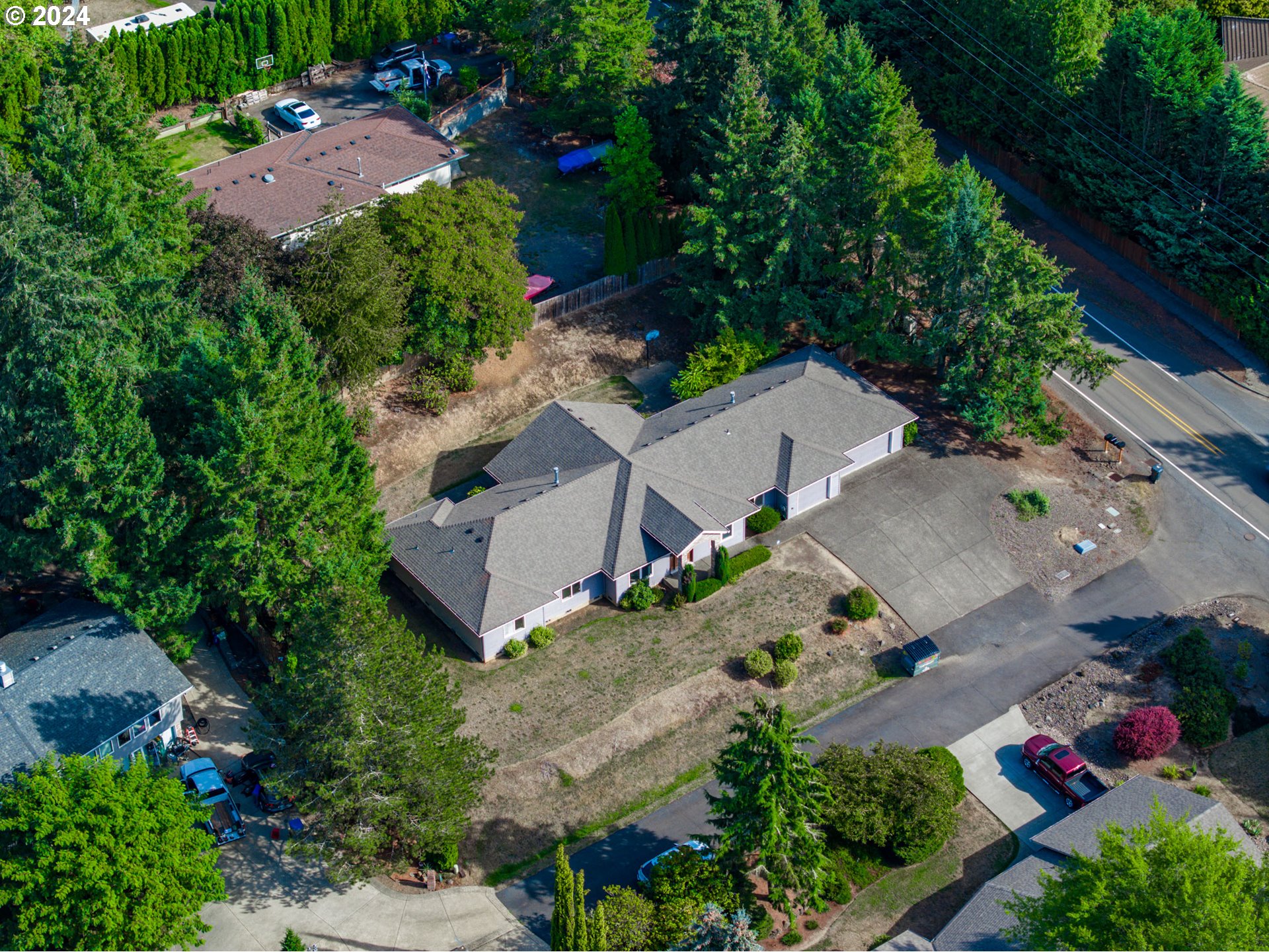 15865 Southwest Bull Mountain Road Tigard, OR 97224 - Photo 3 of 48 Gallery Image 3