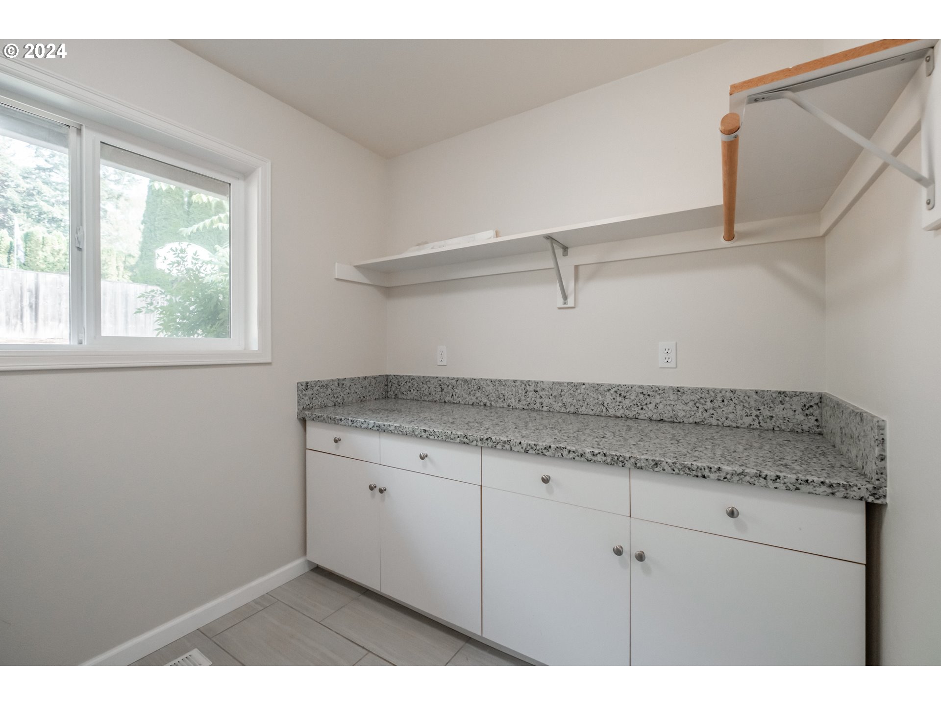 15865 Southwest Bull Mountain Road Tigard, OR 97224 - Photo 40 of 48 Gallery Image 40