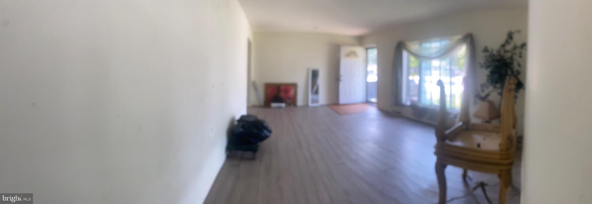 6701 Springbrook Lane Clinton, MD 20735 - Photo 11 of 53 Living Room