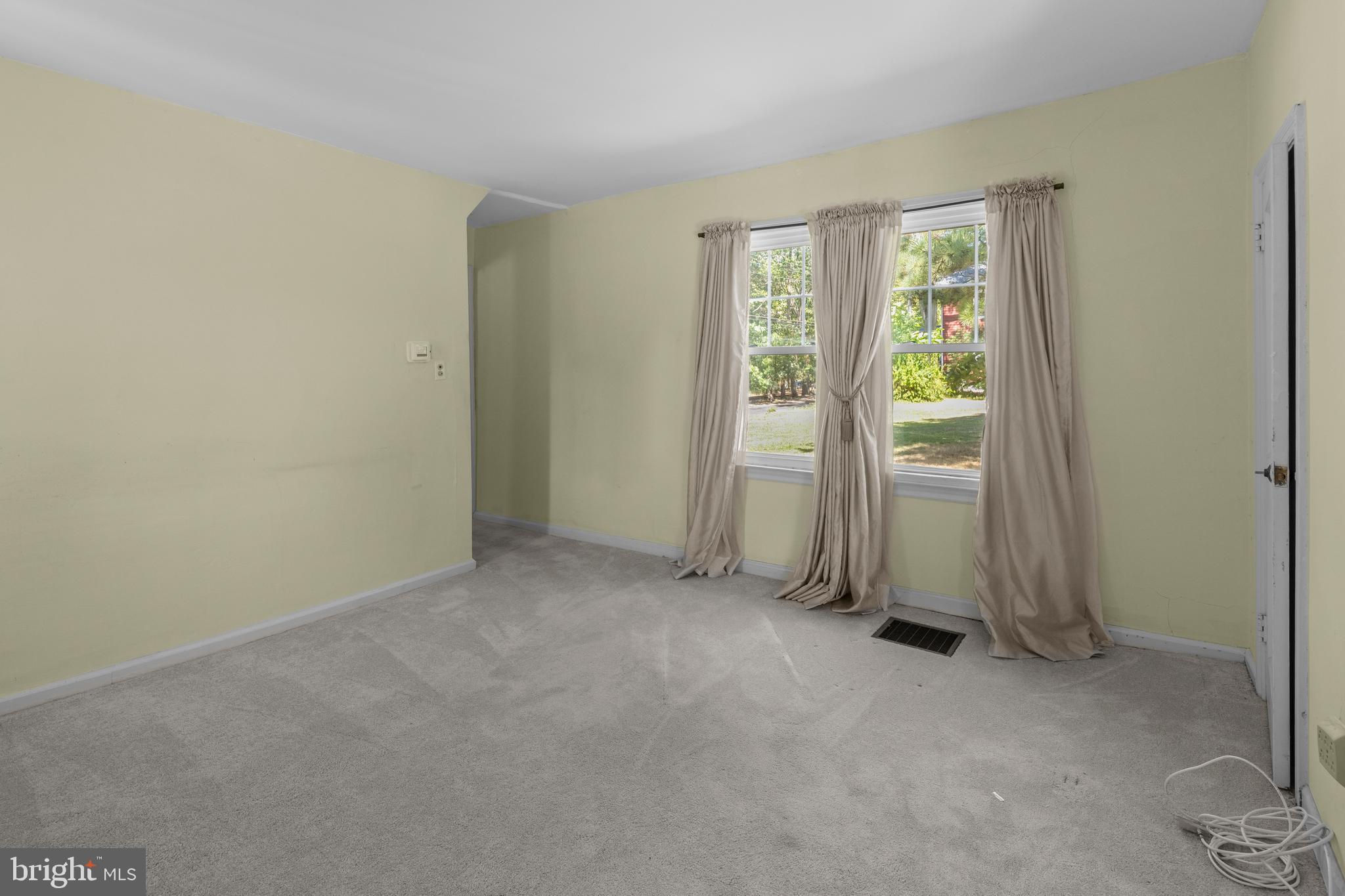 349 West Jersey Avenue Pitman, NJ 08071 - Photo 47 of 66 1st Floor Unit Living Room