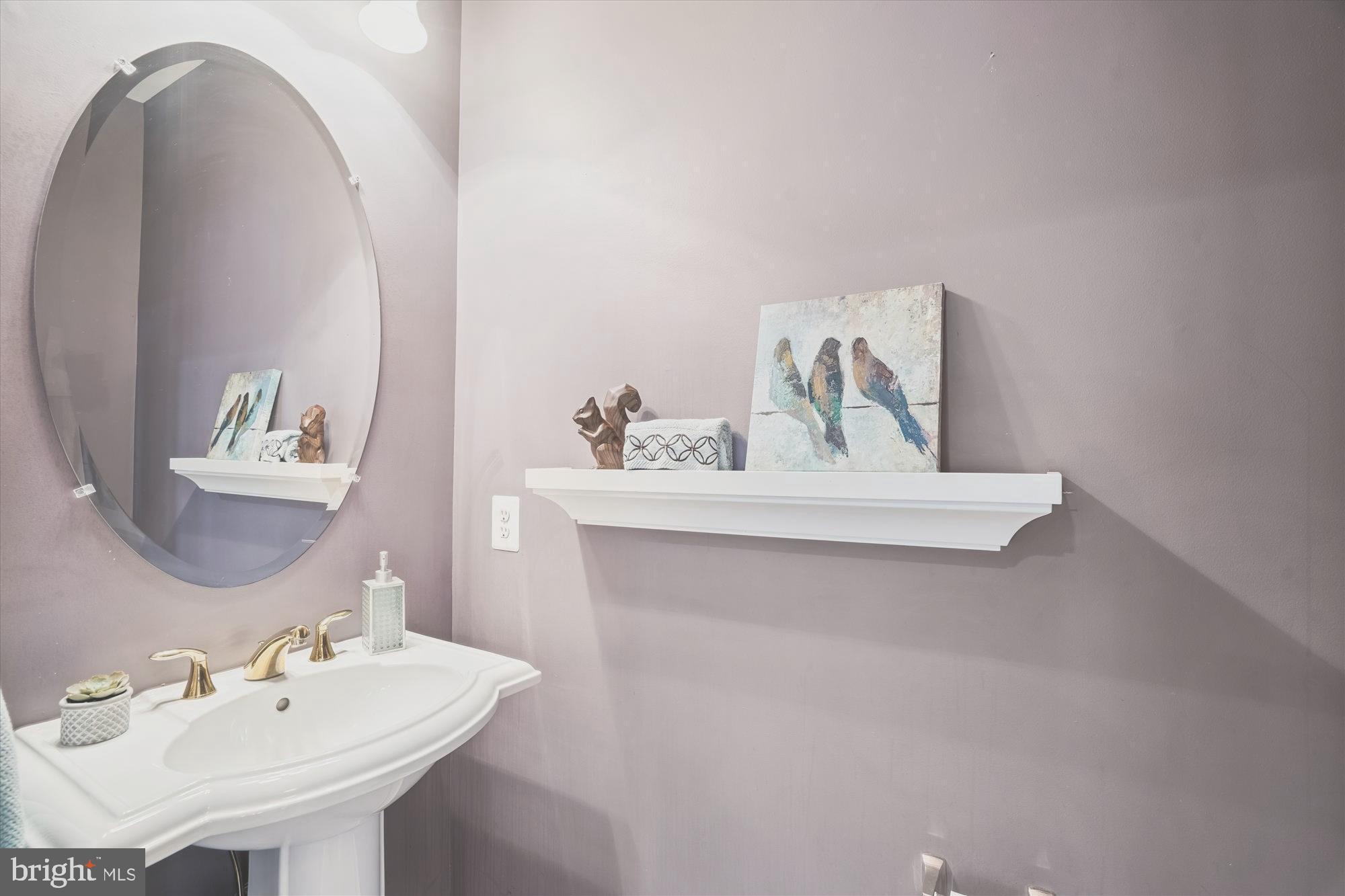 702 Banneker Lane Annapolis, MD 21401 - Photo 41 of 105 Powder Room