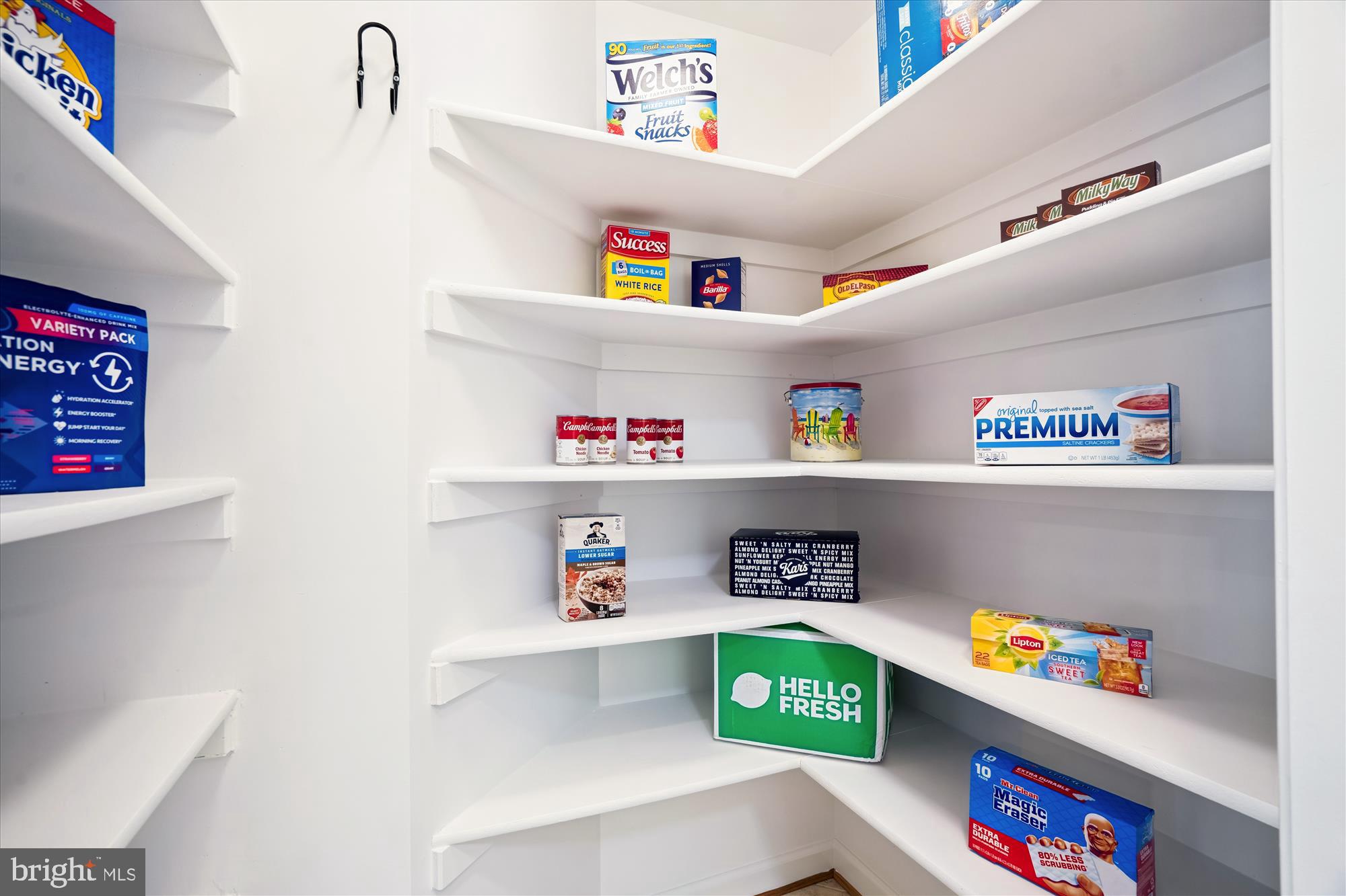 702 Banneker Lane Annapolis, MD 21401 - Photo 44 of 105 Pantry