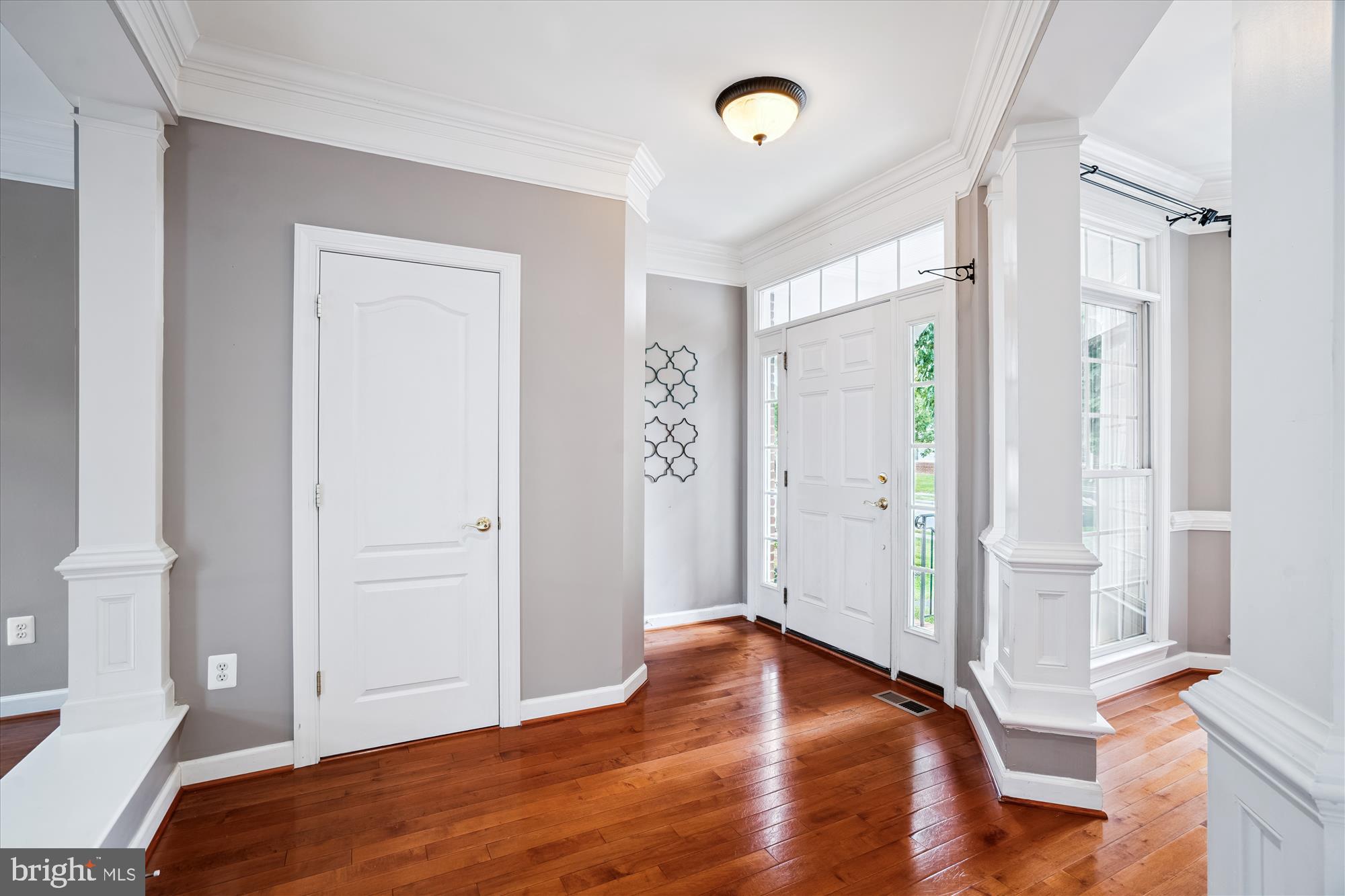 702 Banneker Lane Annapolis, MD 21401 - Photo 9 of 105 Entry