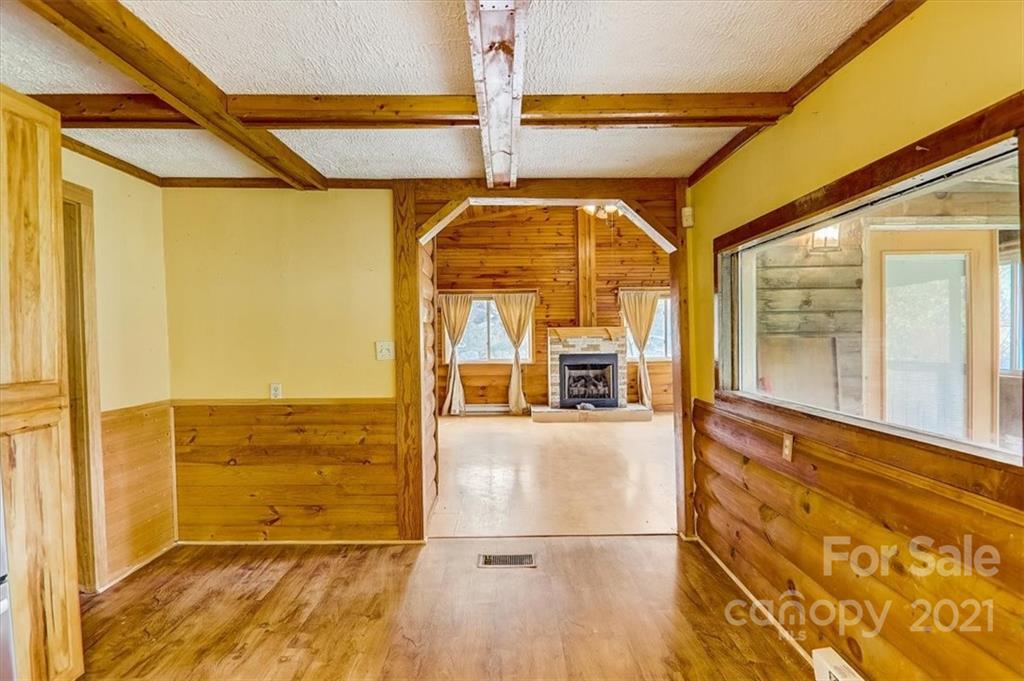 2045 Riddle Farm Road Marshall, NC 28753 - Photo 19 of 38 Gallery Image 19