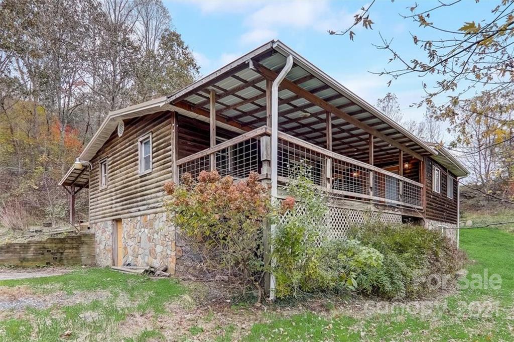 2045 Riddle Farm Road Marshall, NC 28753 - Photo 34 of 38 Gallery Image 34