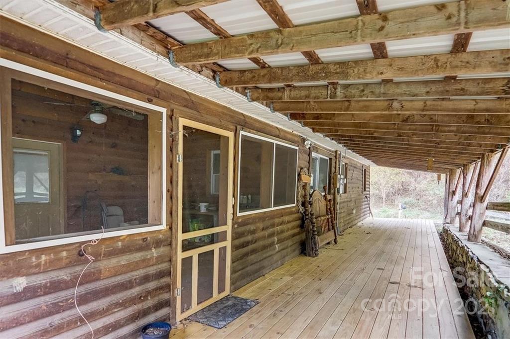 2045 Riddle Farm Road Marshall, NC 28753 - Photo 5 of 38 Gallery Image 5
