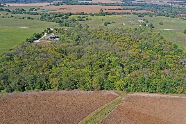 $200,000 | Tract C Shaw School Road, Odessa, MO 64076