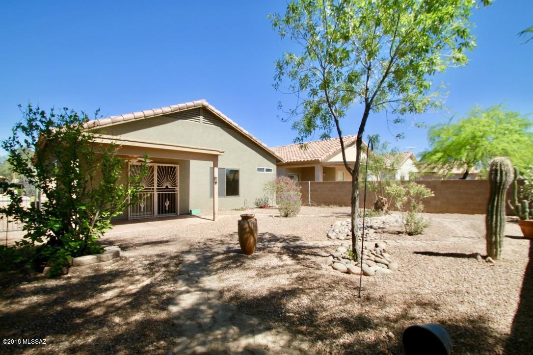 9741 North Sandy Valley Drive Tucson, AZ 85743 - Photo 22 of 23