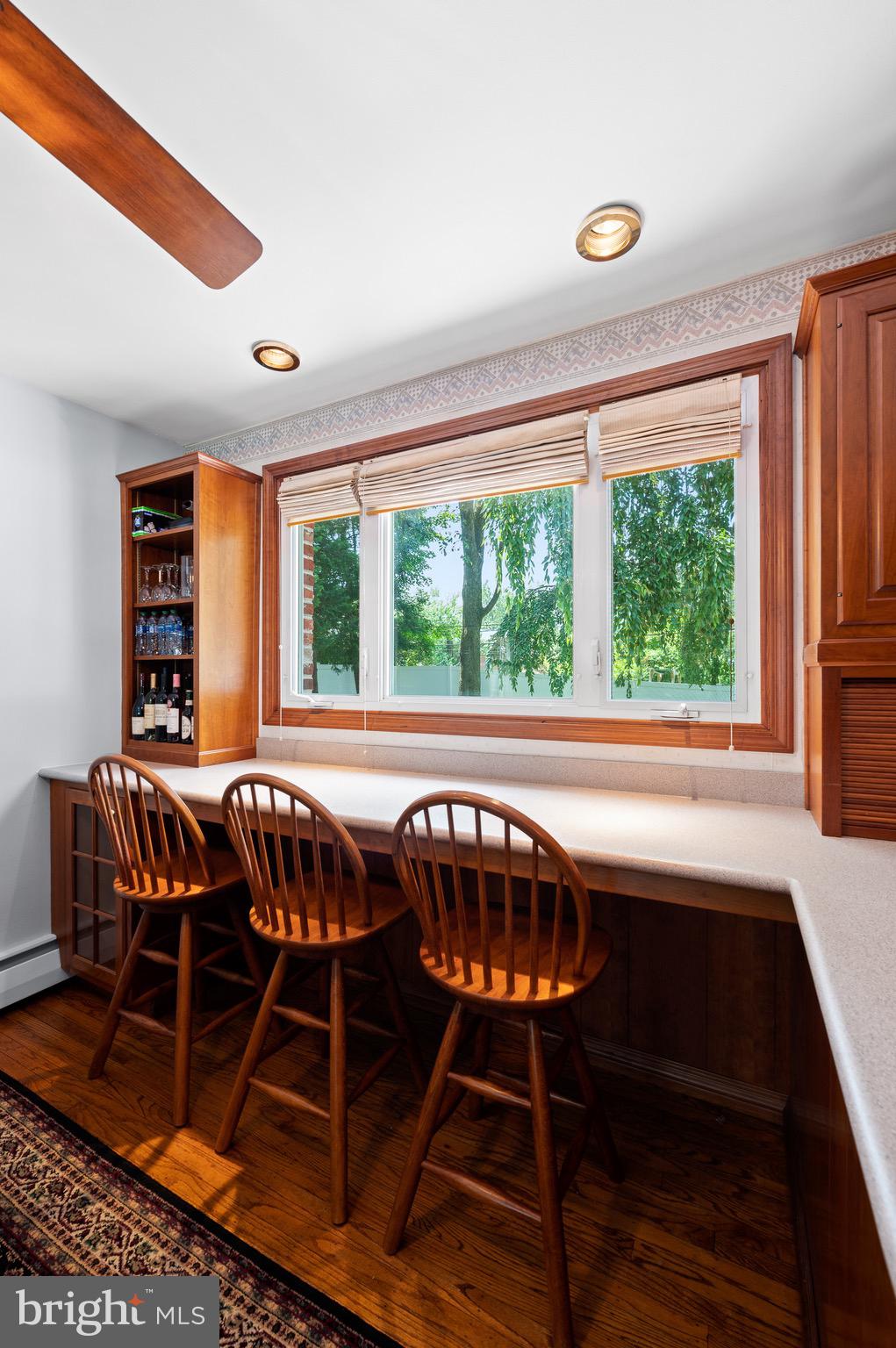 308 North Fairfield Road Devon, PA 19333 - Photo 19 of 32 Additional Kitchen Seating