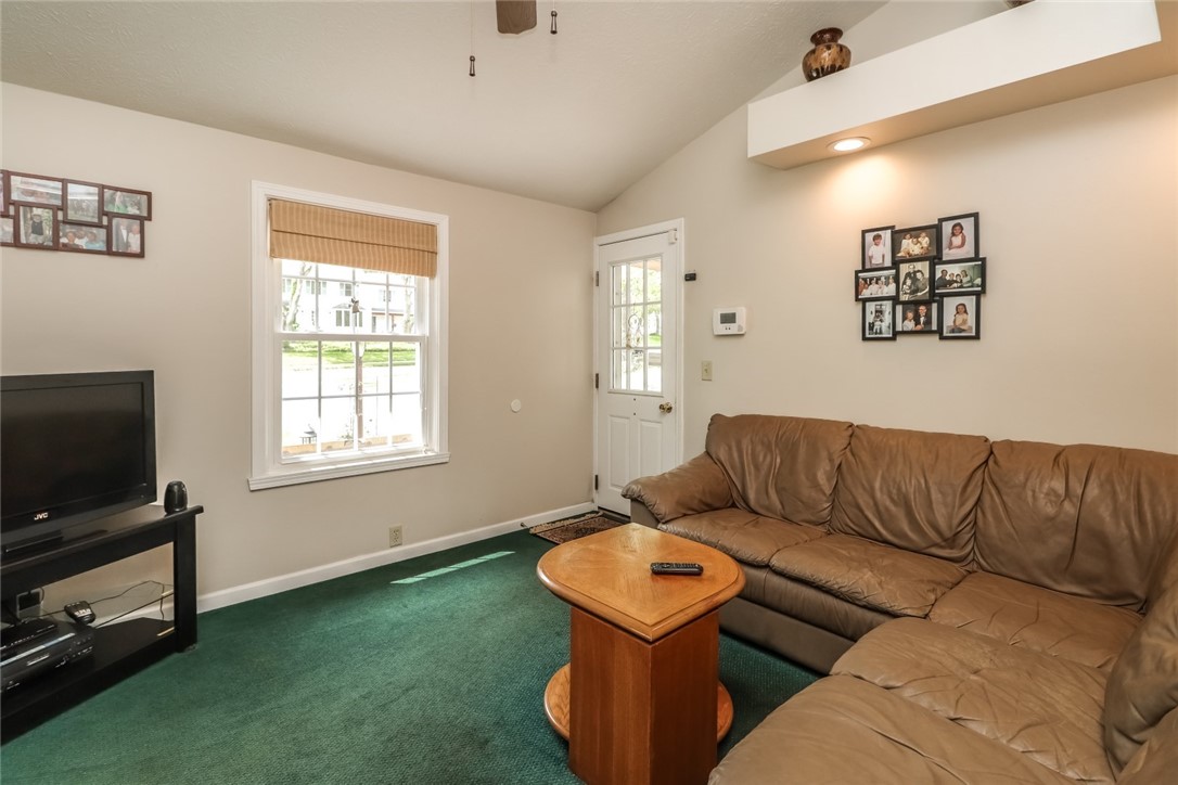 2620 Oakview Drive Irondequoit, NY 14617 - Photo 11 of 26