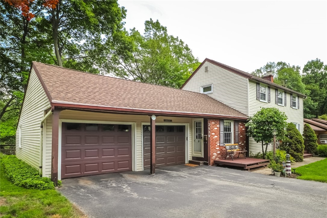 2620 Oakview Drive Irondequoit, NY 14617 - Photo 2 of 26