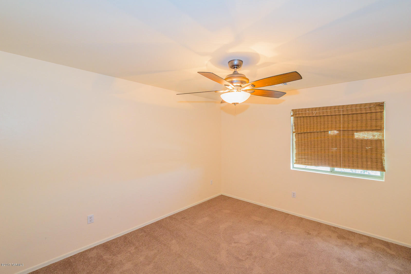 955 South Sposito Place Vail, AZ 85641 - Photo 20 of 26