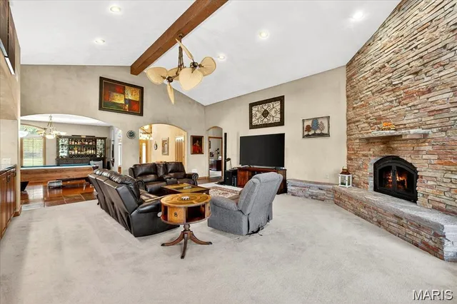 $725,000 | 1504 Gedern Drive, Columbia, IL 62236